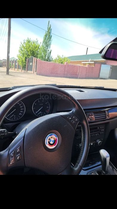Продам BMW 320 .
