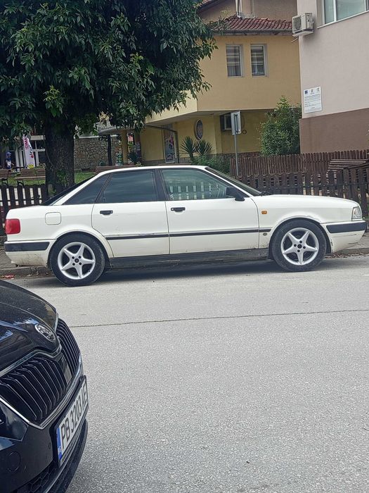 Ауди Б4 2000 /90 кс