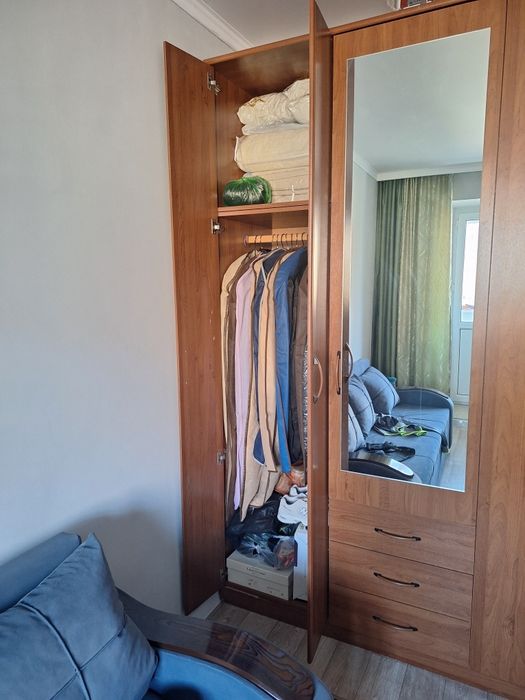 Шифонер  трехстворчаты