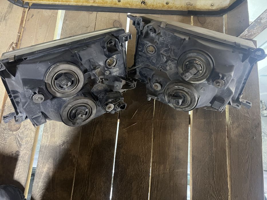 Фары tlc 100 в хоршем состоянии