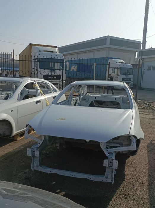 Spark  kuzuf sotiladi yangi