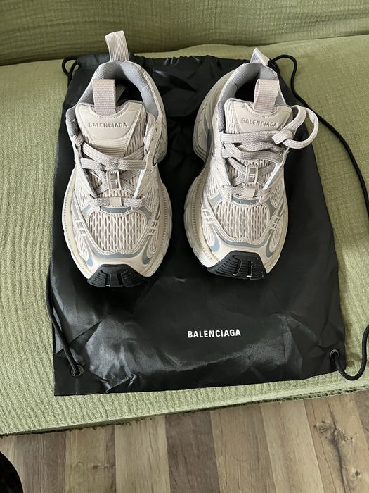 Pantofi sport supradimensionati