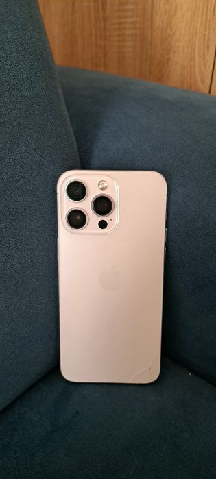 Telefon frumos nefunctional