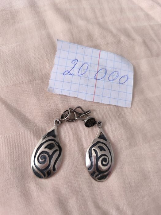 Серебряные ювелирные изделия