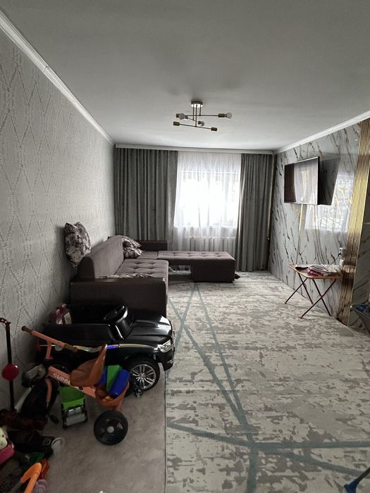 Үй сатылады 6 дачада