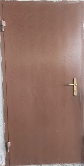 Есік темір жағдайы жаксы