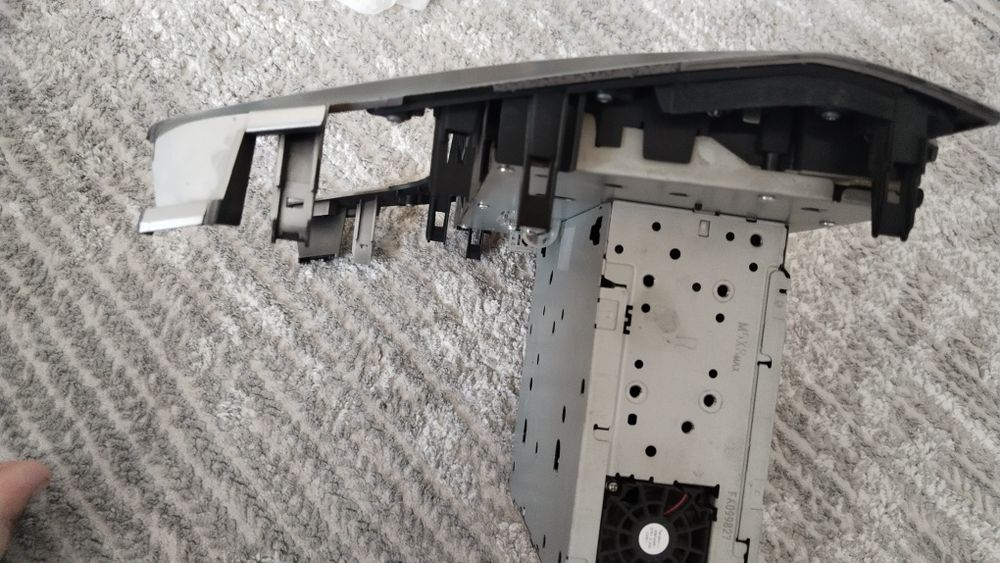 Магнитола на Камри 50