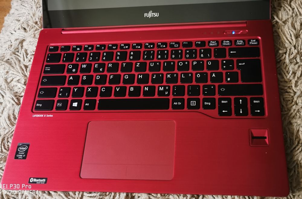 Laptop Fujitsu Lifebook U904 i7-4600U HDD 500GB 6GB RAM – pentru piese / reparație
