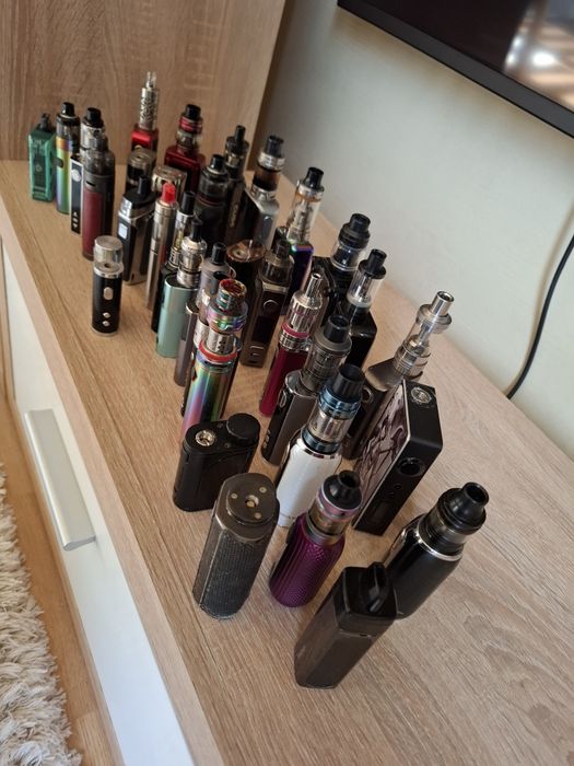 Vand/Schimb lot tigari electronice, lichidare stoc!