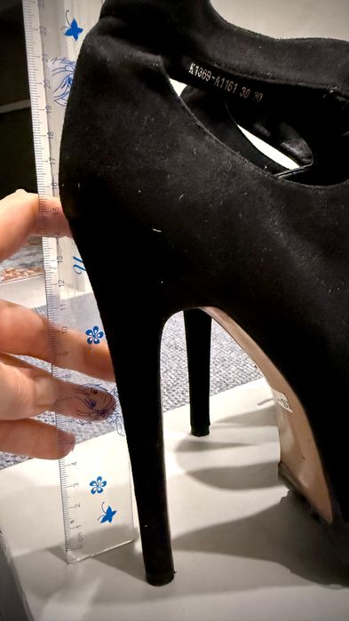 Срочно Туфли для стрип пластики