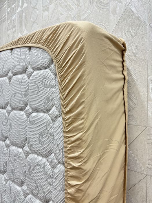 Продам Матрас 150/200
