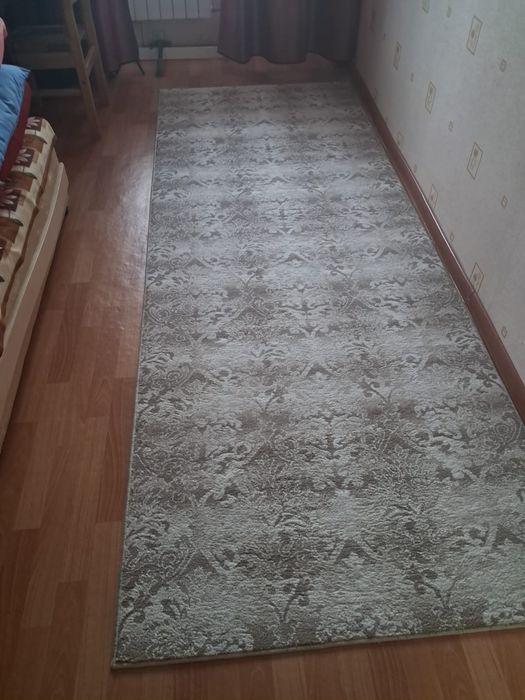 Ковер 4×1.5 отличное качество