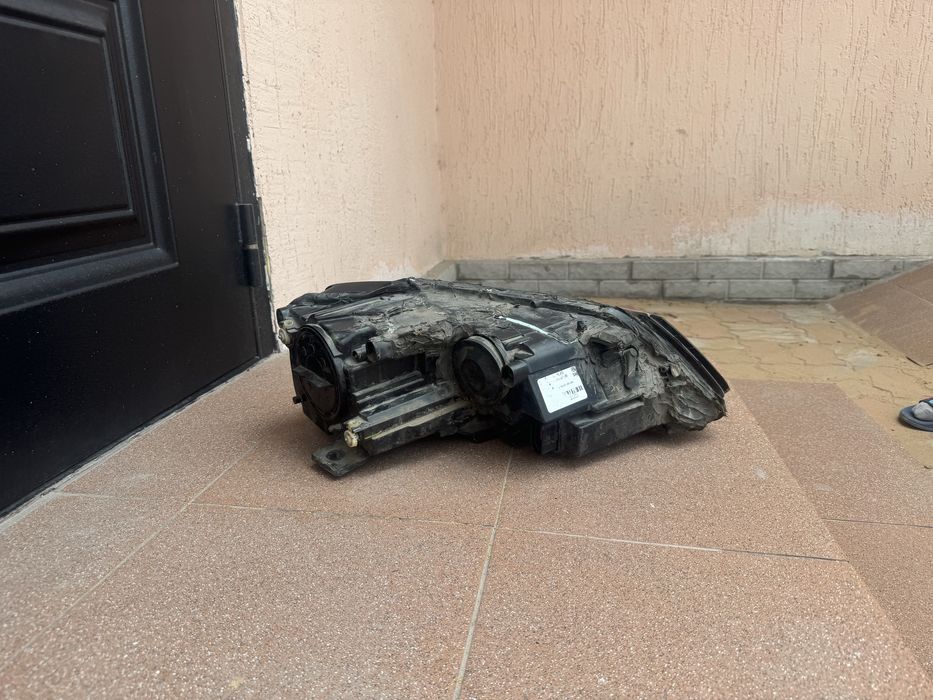 Фары на Фольксваген Джета 6