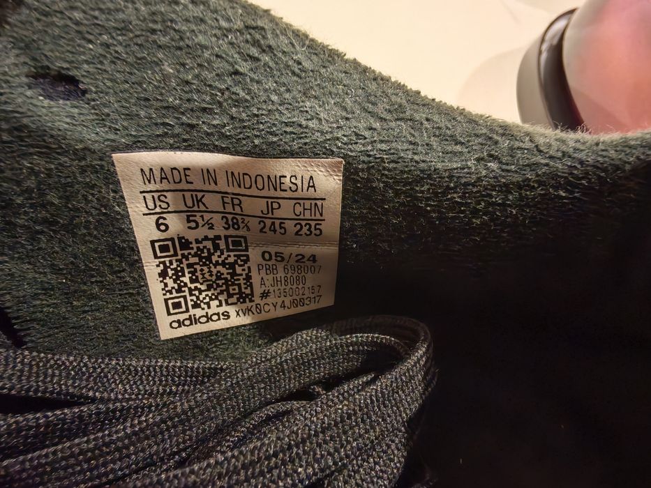 Детски  бутонки Адидас  38,5