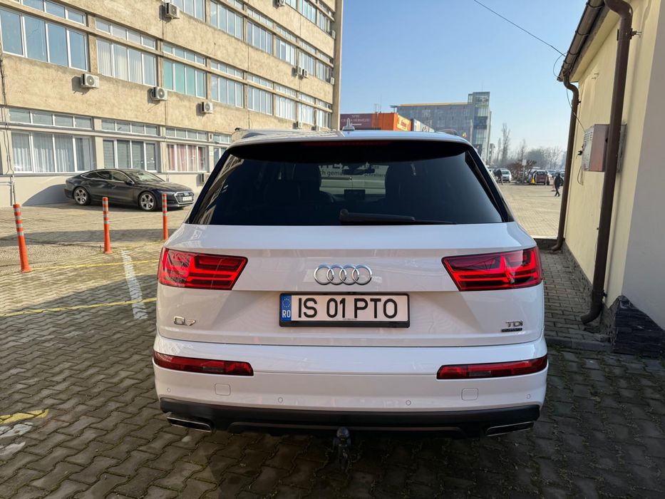Audi Q7 - 7 locuri - fab. 2017