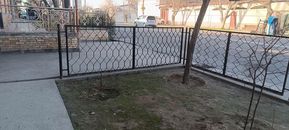 Забор прочный продам всё сразу