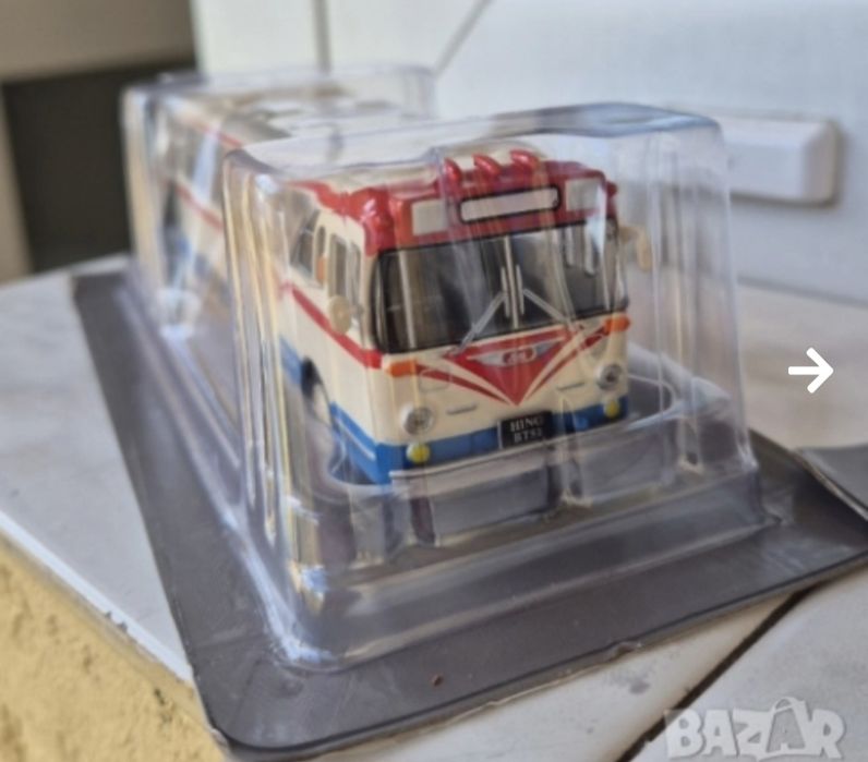 Легендарните автобуси 1:72   Hino BT51 , Chausson APH 520