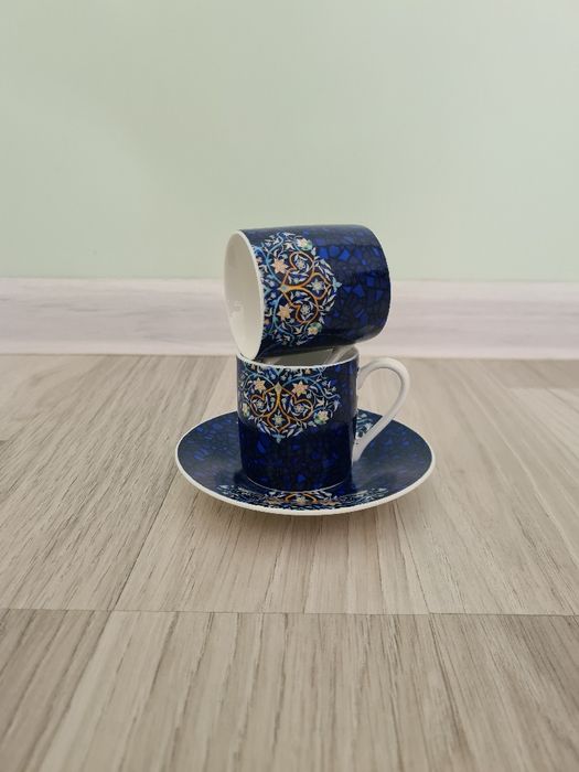 Комплект чаши за кафе и чай