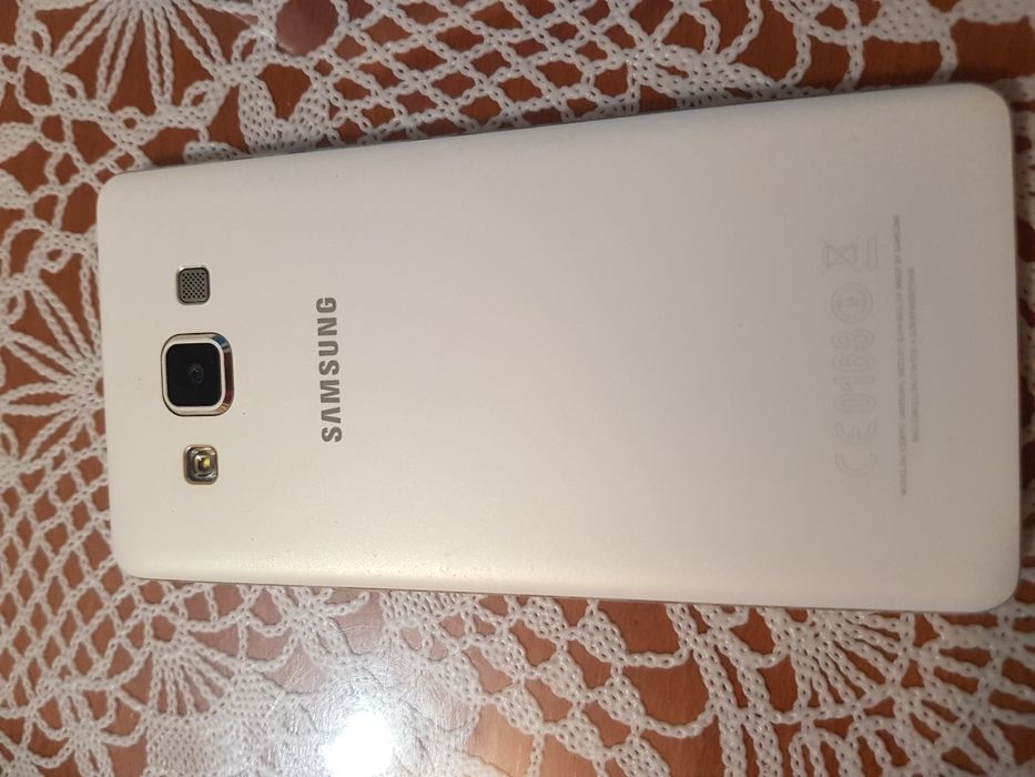 Самсунг А5          в добро състояние