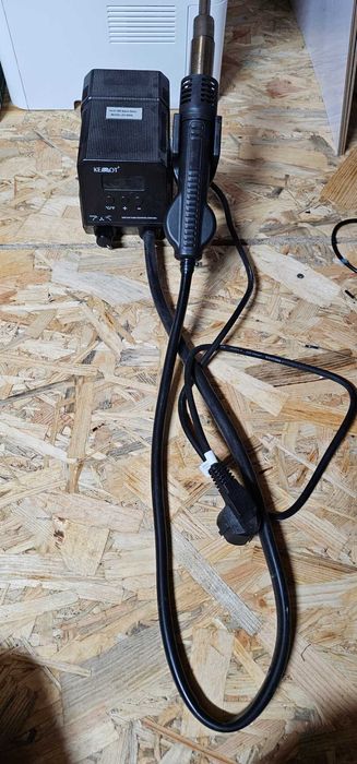 Statie de lipit/dezlipit cu aer cald