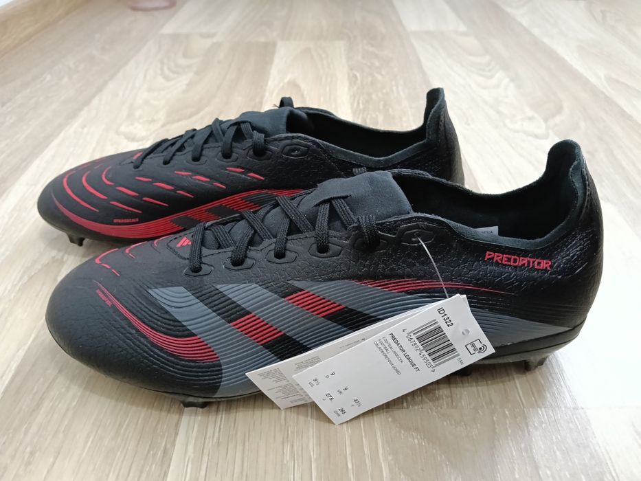 Adidasi Fotbal  Adidas Predător mărimea 43(Nike)