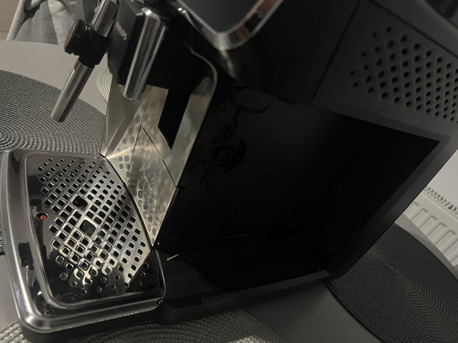 Espresssor automat Philips seria 4300