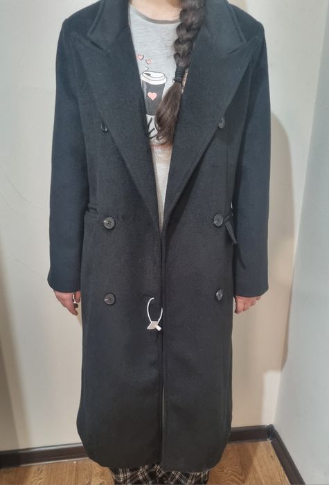 продам пальто демисезонное