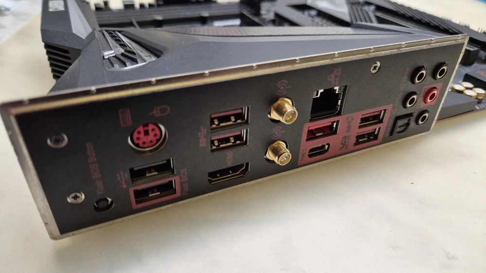 Дънна платка MSI MPG X570 Gaming Pro Carbon WIFI AM4