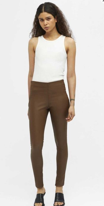 Дамски клин Object