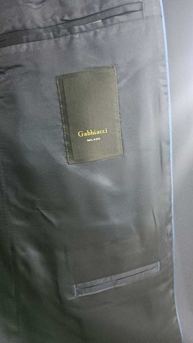 Продаётся костюм и брюки комплект // Костюм ва шим сотилади