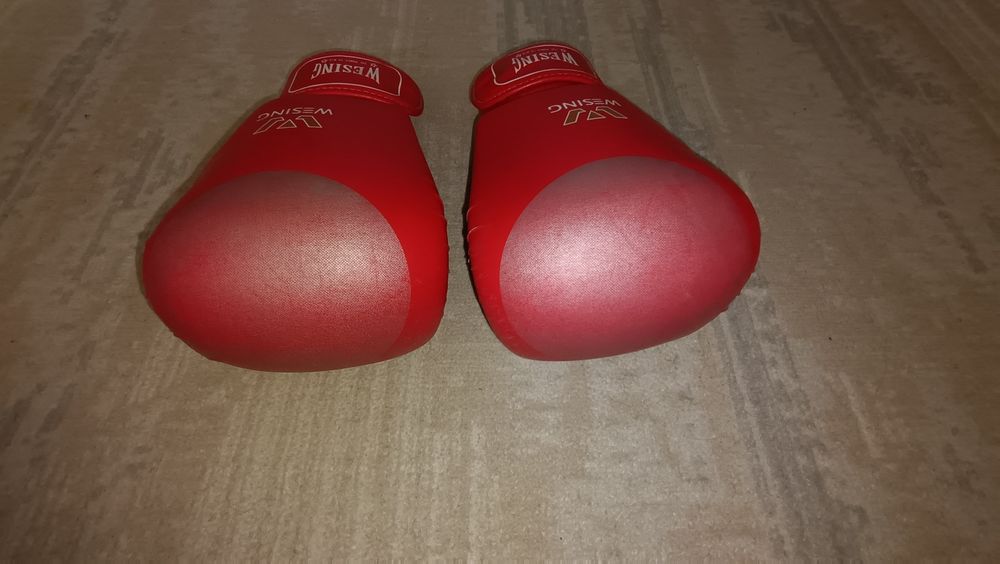 Продам Перчатки Wesing