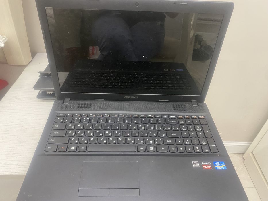 Б/у для запчасти 2 ноутбуки