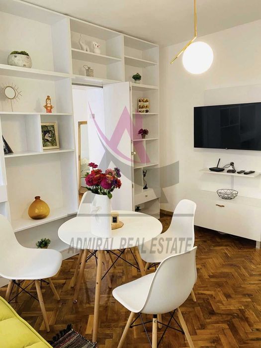 Дава се под наем Двустаен апартамент в Варна, Център - 40 кв.м за 630 € - Снимка #1