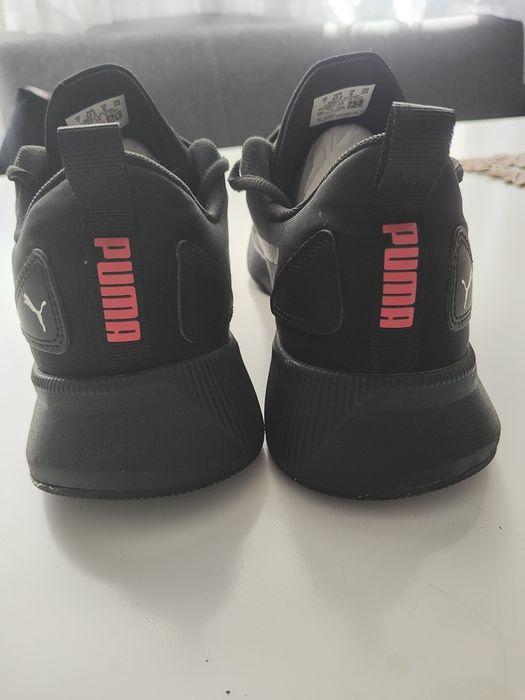 Дамски маратонки PUMA 40.5 номер