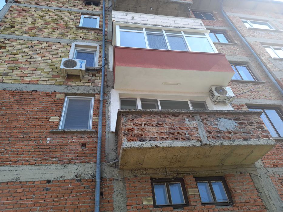 Продавам 2-ри Етаж от къща
