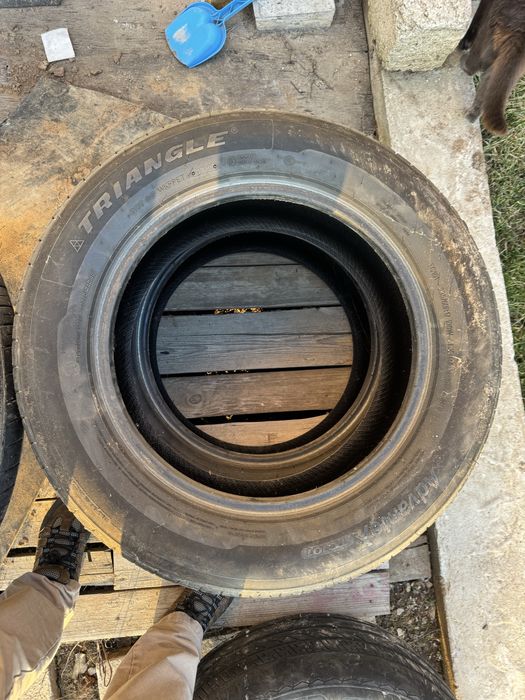 Продам резину 235/60 R17