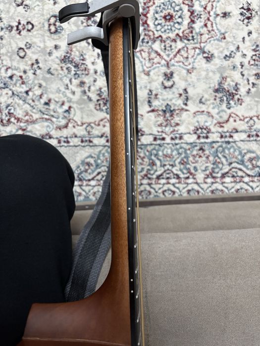 Продам гитару Yamaha f310