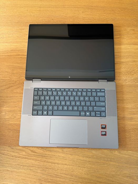 Laptop HP Envy 16-AD0004NW AMD Ryzen™ 7 8840HS 16MB 1TB SSD
