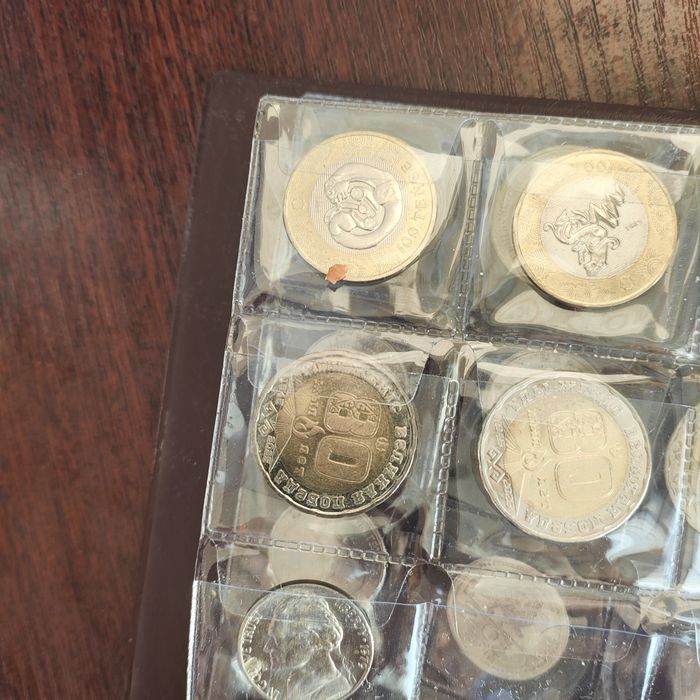 Продам юбилейный монеты