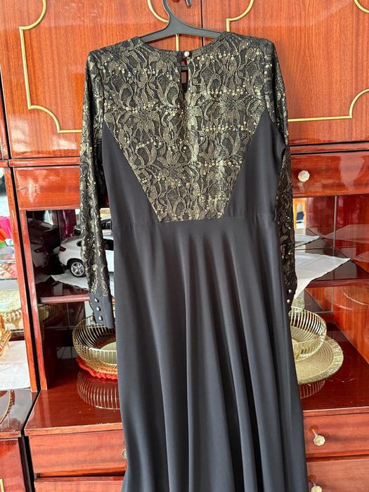 Вечернее платье .