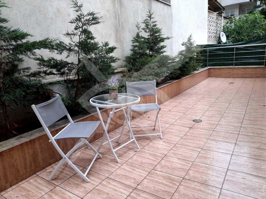 Дава се под наем Двустаен апартамент в Варна, Център - 40 кв.м за 450 € - Снимка #5