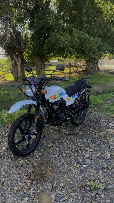 Мотоцикл 200куб белый цвет