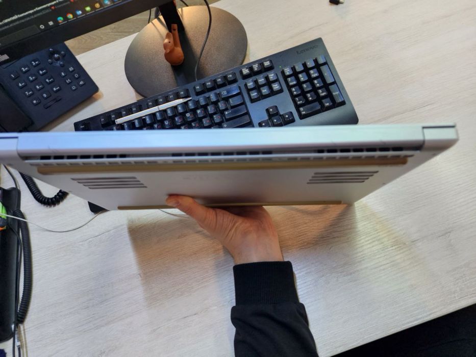 RAZER 15 Base Model (Early 2020) RZ09-0328