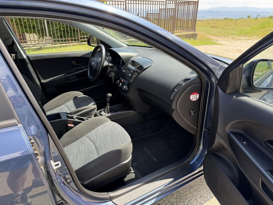 Кия Сийд ,Kia Ceed , 2009г. 1.6 бензин нов внос