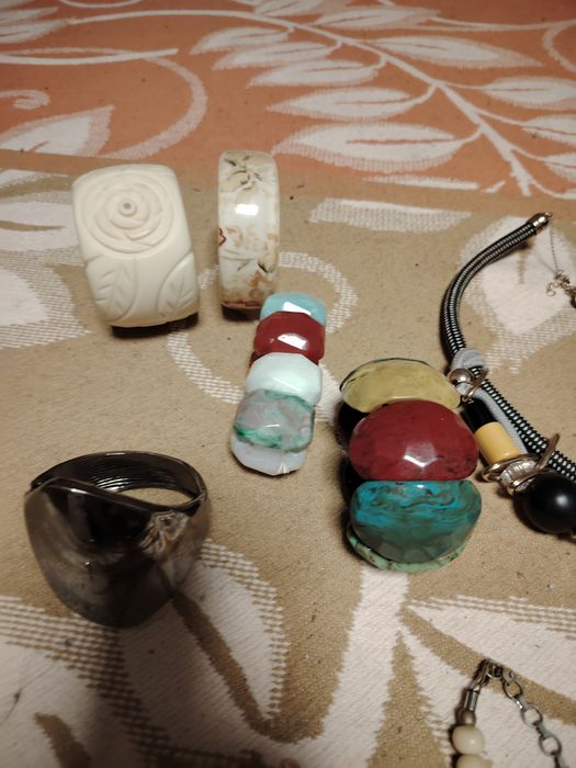 Bijuterii bune frumoase