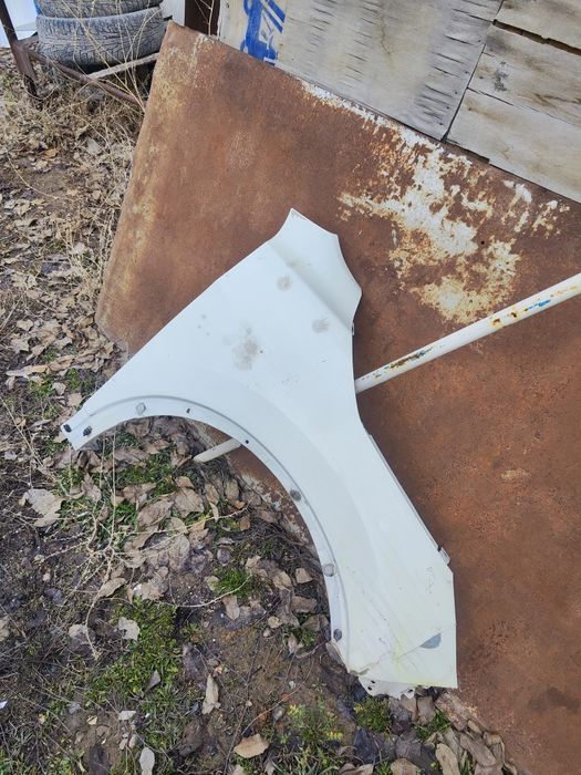 Ниссан Кашкай крыло