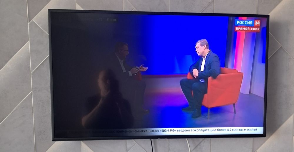 Продаётся смарт телевизор