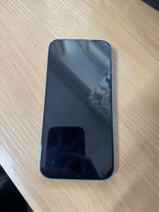 iPhone 16 новый, отличное состояние