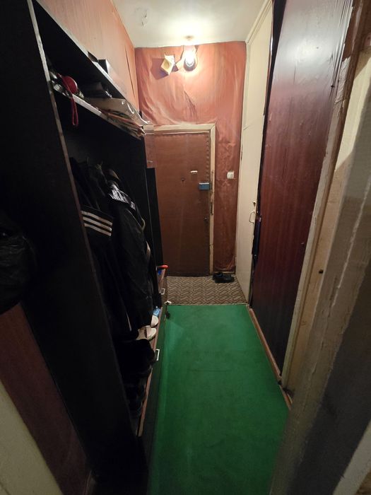 Чиланзар-20 2/4/4 балкон 1,5×6 комнаты Зеркальный 53м² 51у.е. Срочно