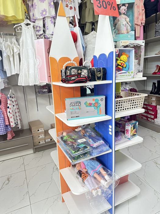 Продается мебель для детского магазина